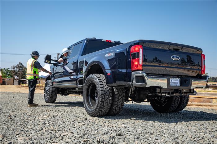 ICON 2005-2024 FORD F-250/F-350 SUPER DUTY 4WD DIESEL, 2.5″ LIFT, STAGE 2 SUSPENSION SYSTEM