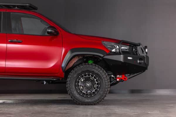 HILUX ROGUE 2023+ DELUXE BULL BAR