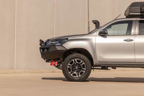 Hilux 2020+ RAID BULL BAR